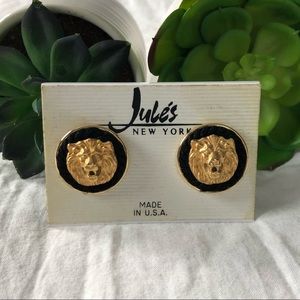 Jules new your lion earrings NWT